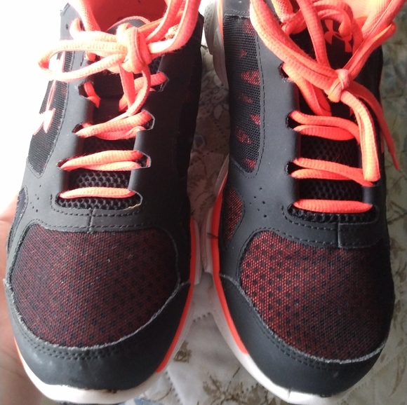 Under Armour Women's Mesh Training/Running Athletic Low Top Sneakers SZ 9.5 - Picture 6 of 13